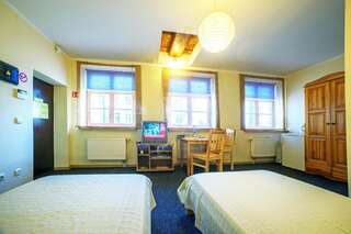Отели типа «постель и завтрак» Litinterp Klaipeda Guest House Клайпеда Двухместный номер с 2 отдельными кроватями-6